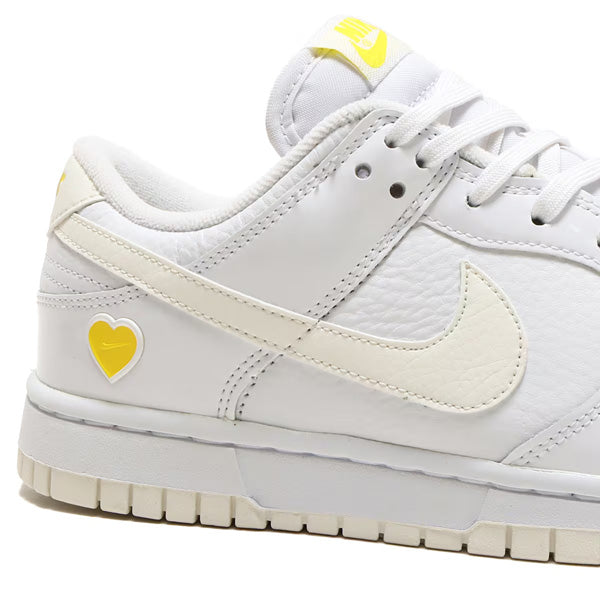 DUNK LOW(WMNS)<WHITE/SAIL-OPTIYELLOW>